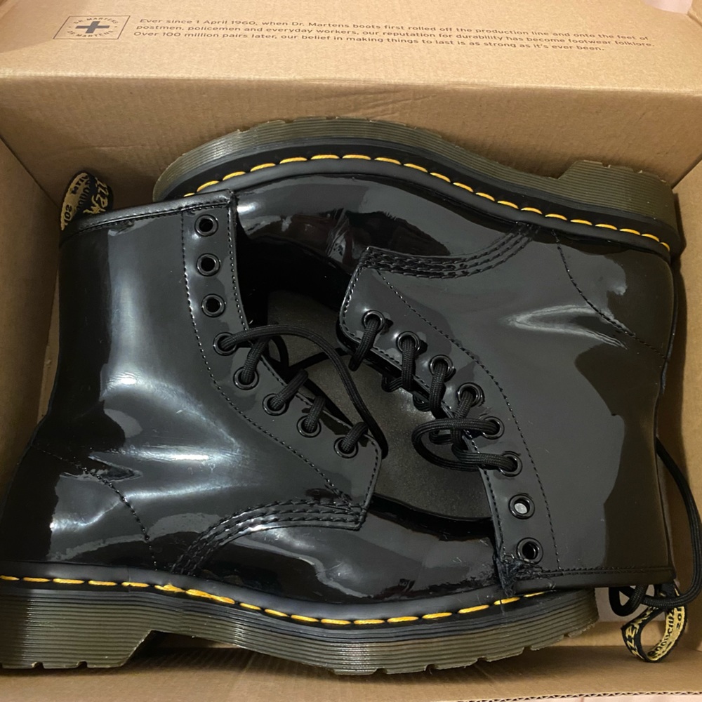 Black DrMartens